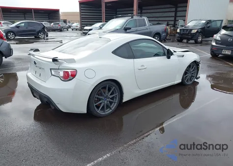 2017 Subaru Brz Premium из США, поврежденный, VIN JF1ZCAB19H9606436